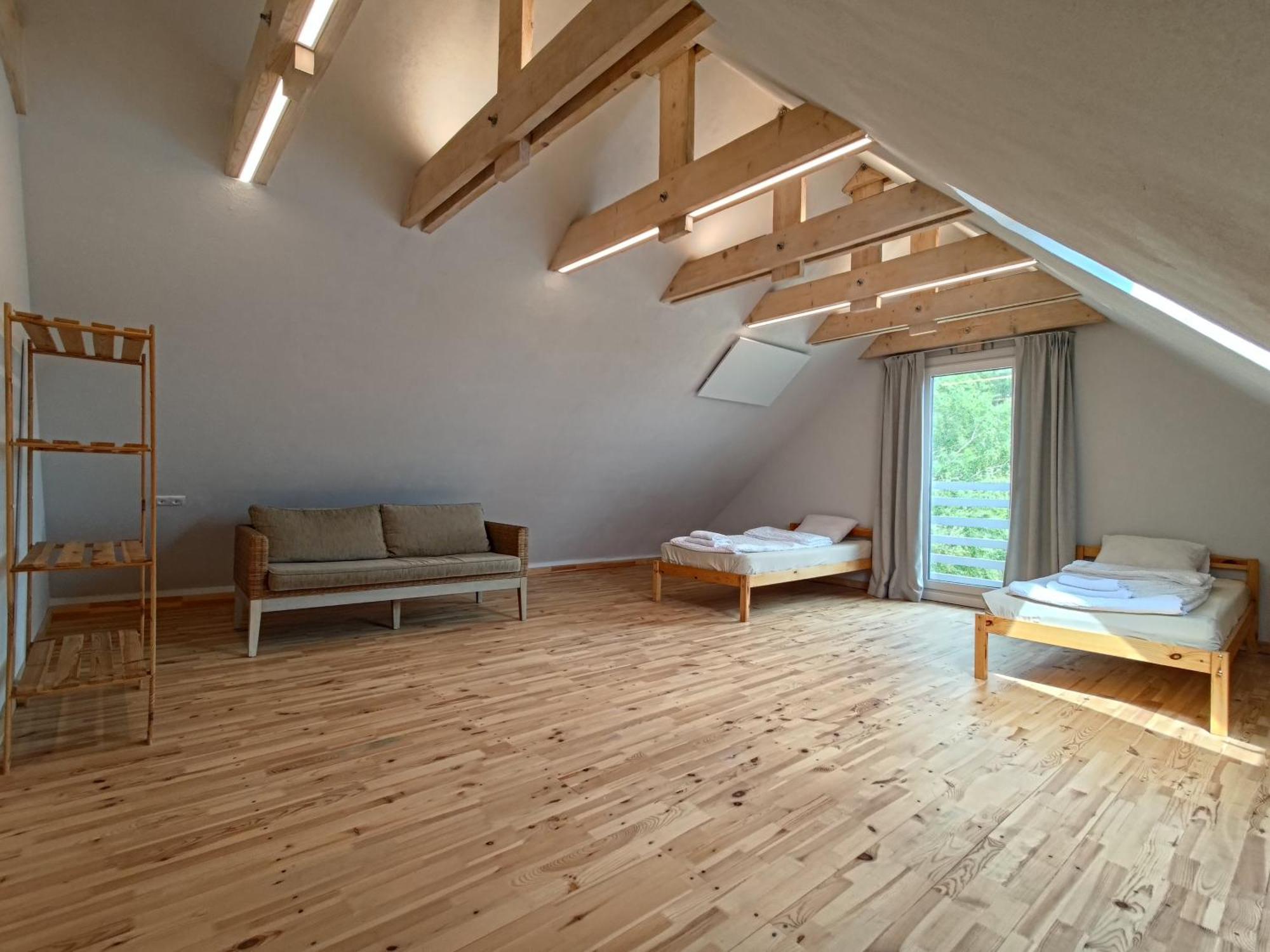 ホテル Cetri Veji ユールカルネ 部屋 写真